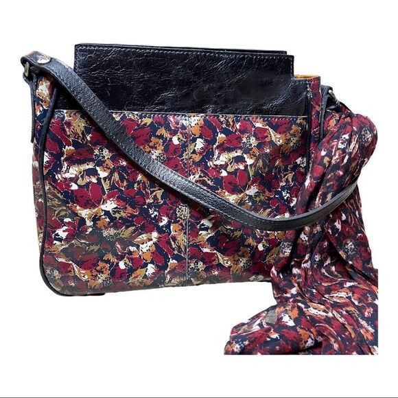 NEW Patricia Nash Scarlet Bloom Antilly Leather Sling Bag Navy Floral Crossbody - Picture 2 of 14